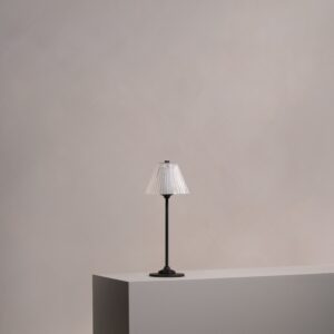 Cotswold lampa stołowa z ryflowanym szkłem z możliwością ładowania – Brąz