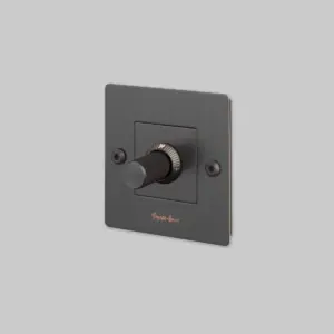 Ściemniacz z logotypem LED Linear 1G 120W Standard Europejski – Czarny (EU)