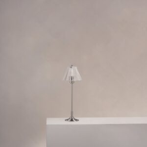 Cotswold mała lampa stołowa z ryflowanym szkłem – Satynowy nikiel