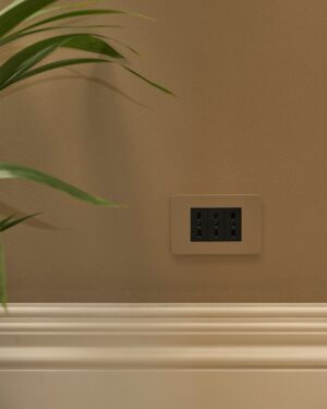 Grove 3-Module 3x Bipasso Socket – Paintable Black