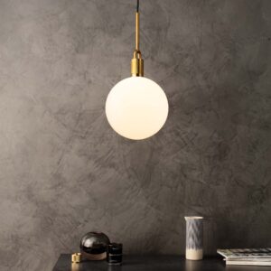 Lampa wisząca Forked L z Mlecznym Kloszem