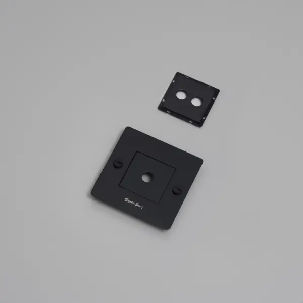 Ramka z wypełnieniem z logotypem Plate 1G Standard Europejski – Czarny (EU)