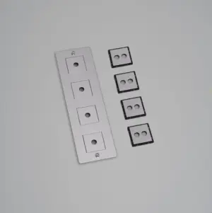 Ramka z wypełnieniem Pionowa Plate 4G Standard Europejski – Srebrny (EU)