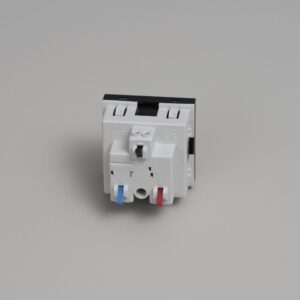 Gniazdo modułowe pojedyncze Typ E French Belgian 45mm Standard Europejski – Czarny (EU)