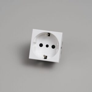 Gniazdo modułowe pojedyncze Typ F + L Italian 45mm Standard Europejski – Biały (EU)