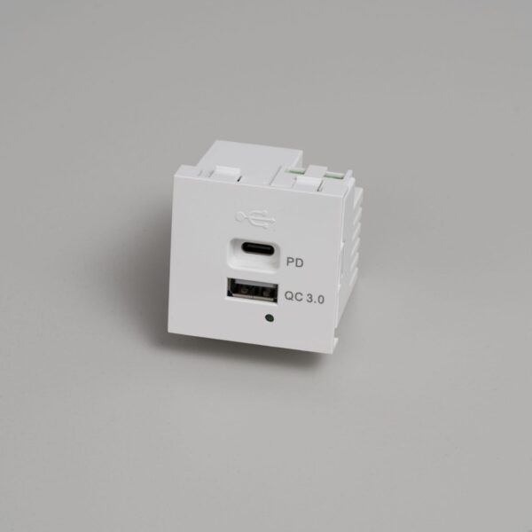 Moduł ładowania USB A+C Quickcharge Standard Europejski – Biały (EU)