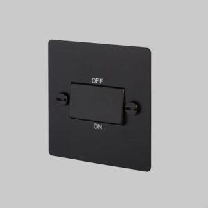 Włącznik izolacyjny wentylatora Isolator Standard Brytyjski – Czarny (UK)