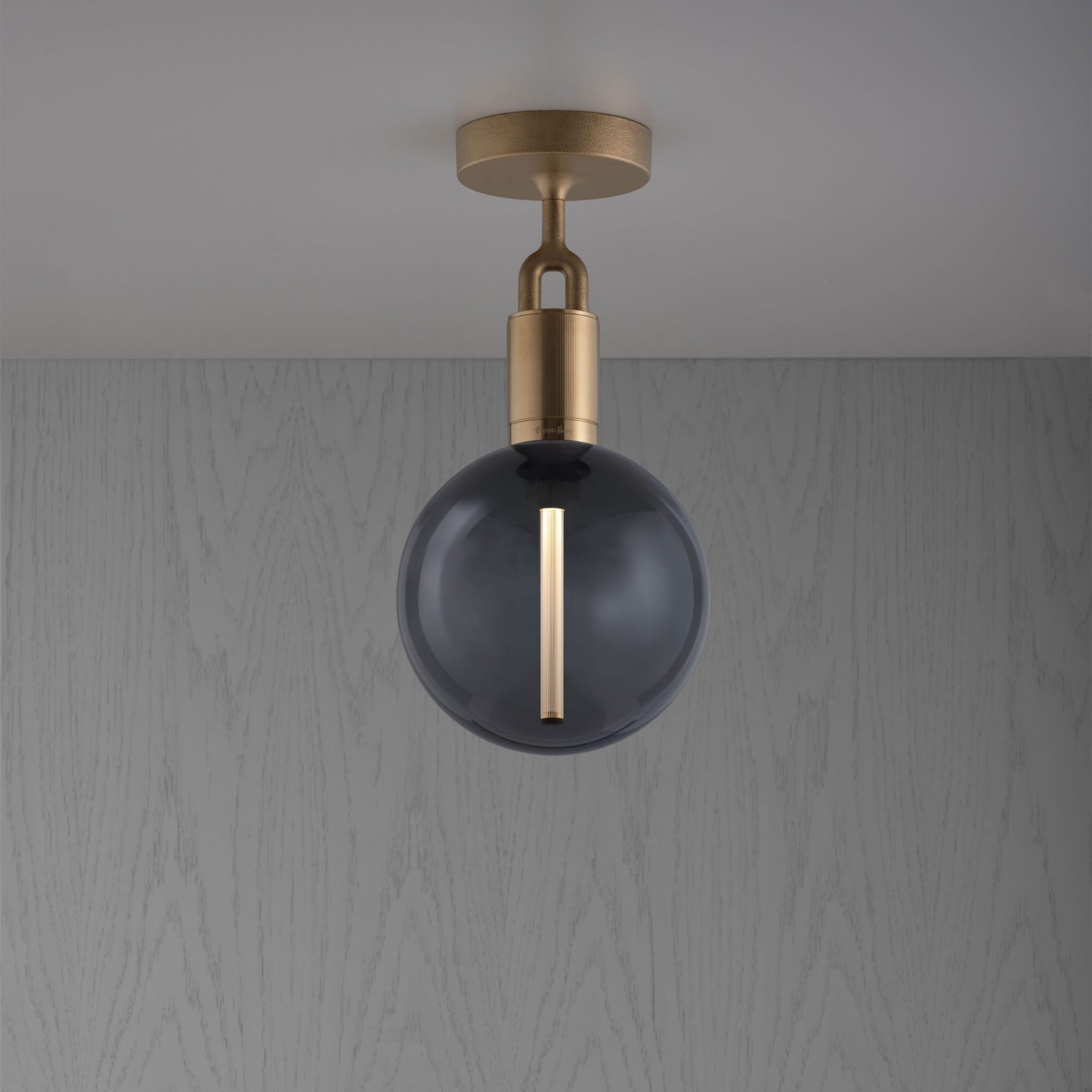 Lampa sufitowa z kloszem Forked M z Dymionym Kloszem