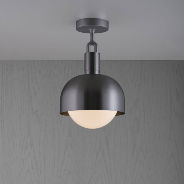 Lampa sufitowa Forked M z osłoną ową i Mlecznym Kloszem