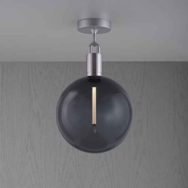 Lampa sufitowa z kloszem Forked L z Dymionym Kloszem