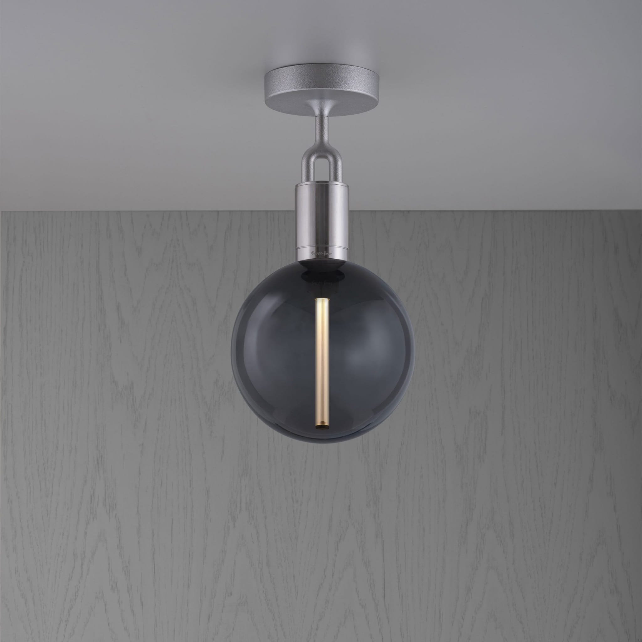 Lampa sufitowa z kloszem Forked M z Dymionym Kloszem