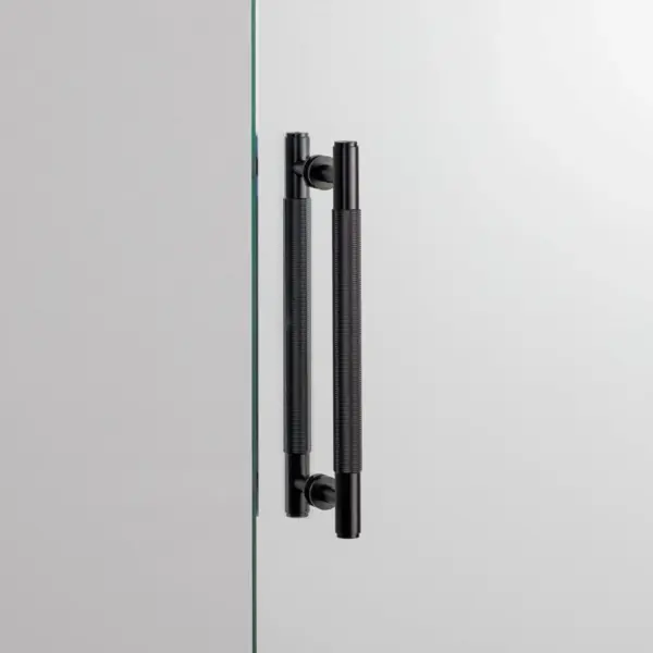 Uchwyt meblowy podłużny dwustronny Pull Bar Cross 225 – Czarny