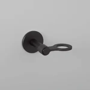 Uchwyt na pojemnik z mydłem Pojedynczy Cast 98 Welder’s Black – Czarny
