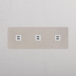Kew Gniazdo USB-C 30 W x 3 w potrójnej ramce – Satynowy nikiel, Biały