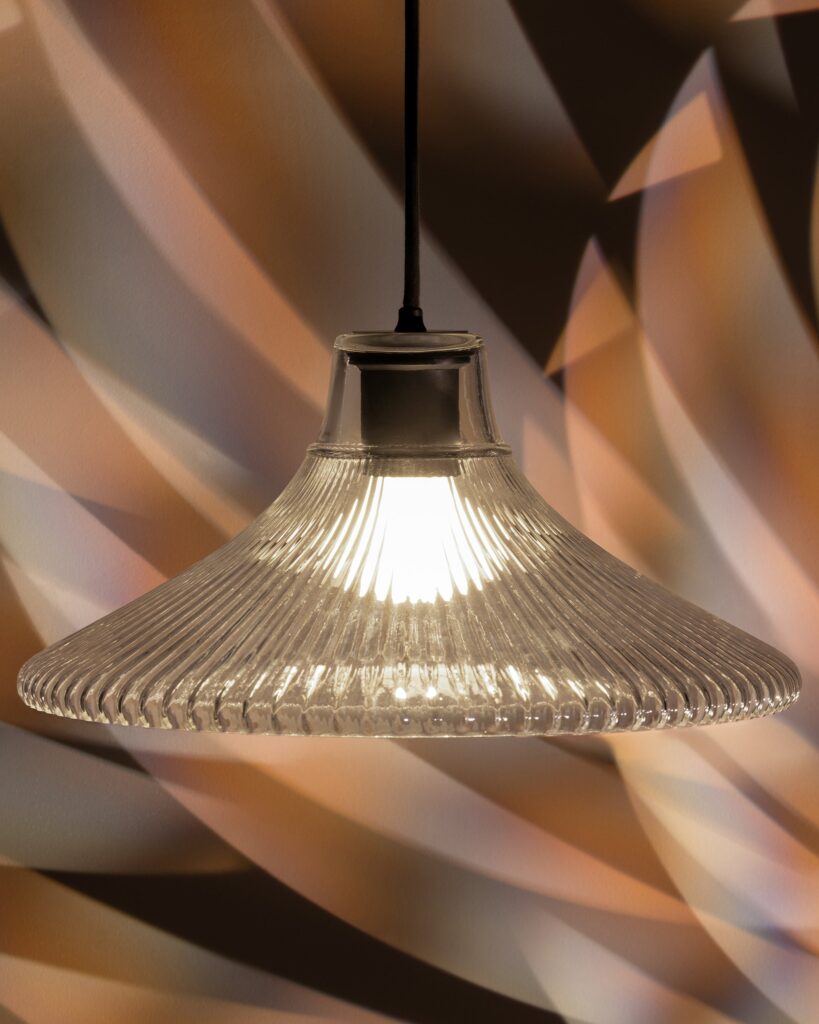 Hammersmith duża lampa wisząca z ryflowanym szkłem – Brąz
