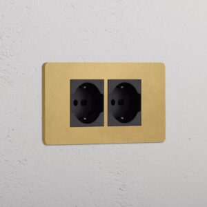 Grove 4-mechanizmy 2x gniazdo Schuko/Bipasso – Antyczny mosiądz, Czarny