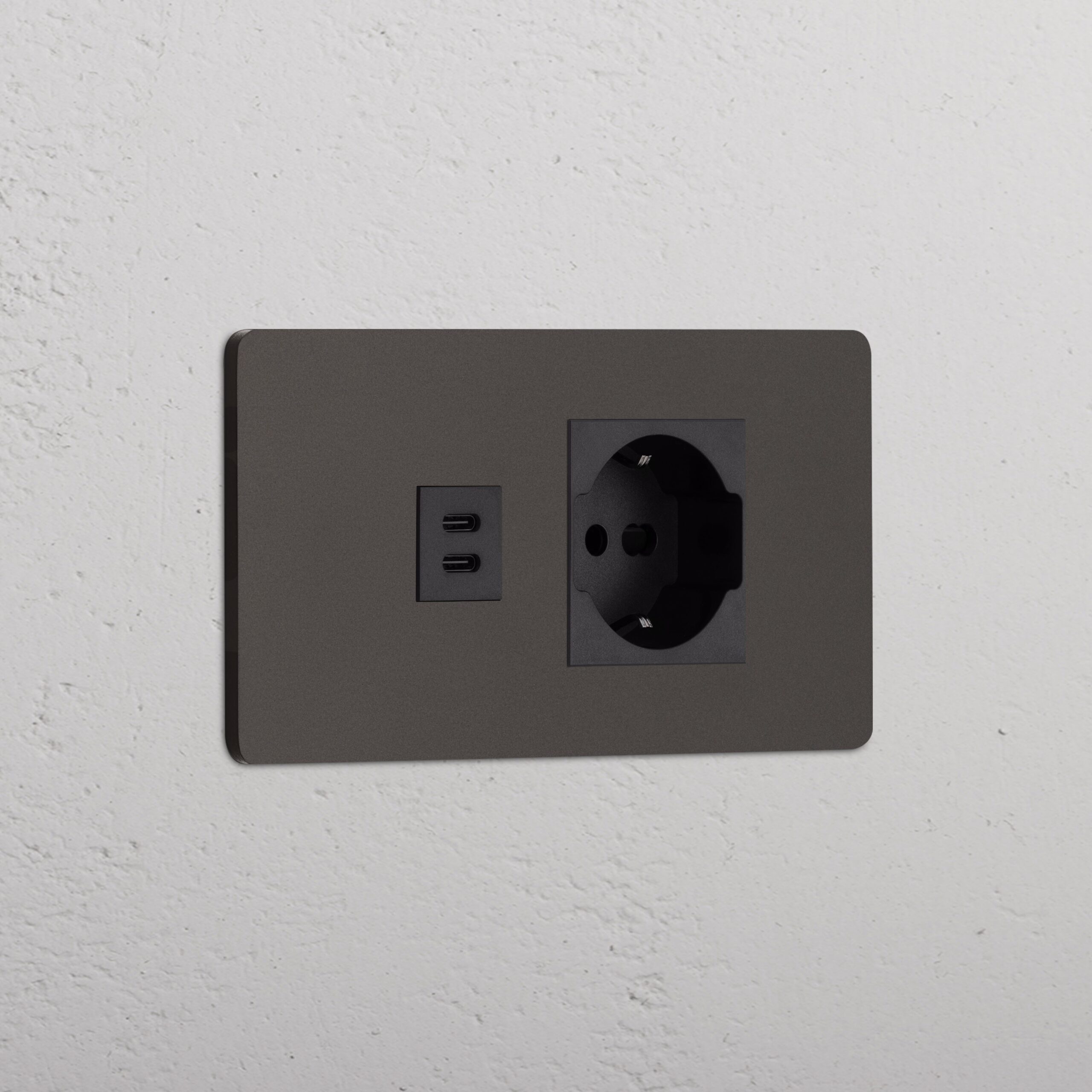 Grove 4-modułowy USB-C 30 W i gniazdo Schuko/Bipasso – Brąz, Czarny