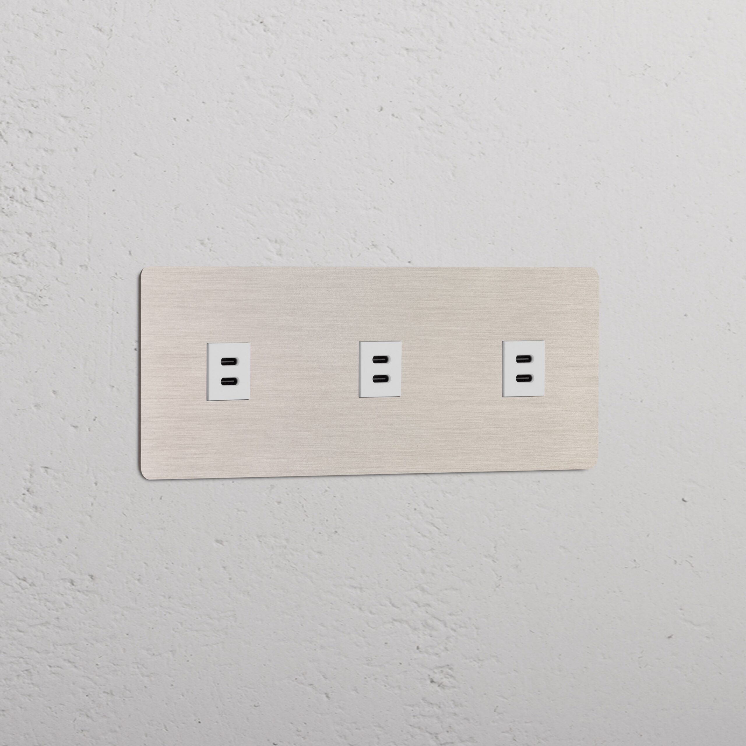 Kew Gniazdo USB-C 30 W x 3 w potrójnej ramce – Satynowy nikiel, Biały