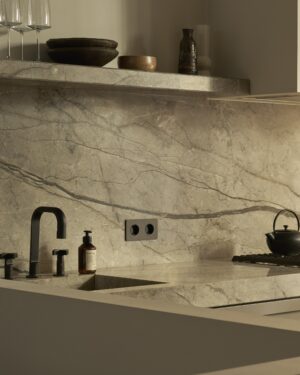 Grove Gniazdo Schuko typu F x 2 w podwójnej ramce – Brąz, Czarny