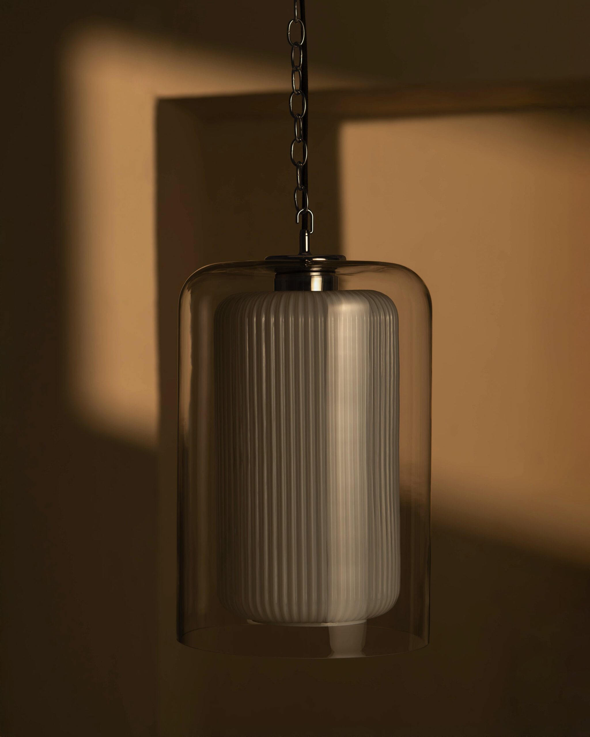 Windsor duża lampa wisząca z opalowym szkłem – Polerowany nikiel