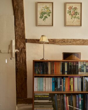 Cotswold plisowana lampa stołowa zielony mech z możliwością ładowania – Satynowy nikiel