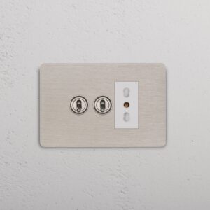 Grove 3-Module 2x Toggle Switch & 1x Bipasso Socket – Satynowy nikiel, Biały