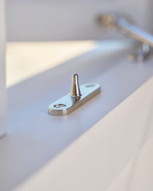 Southbank ogranicznik otwarcia do okna typu Casement 275mm – Polerowany nikiel