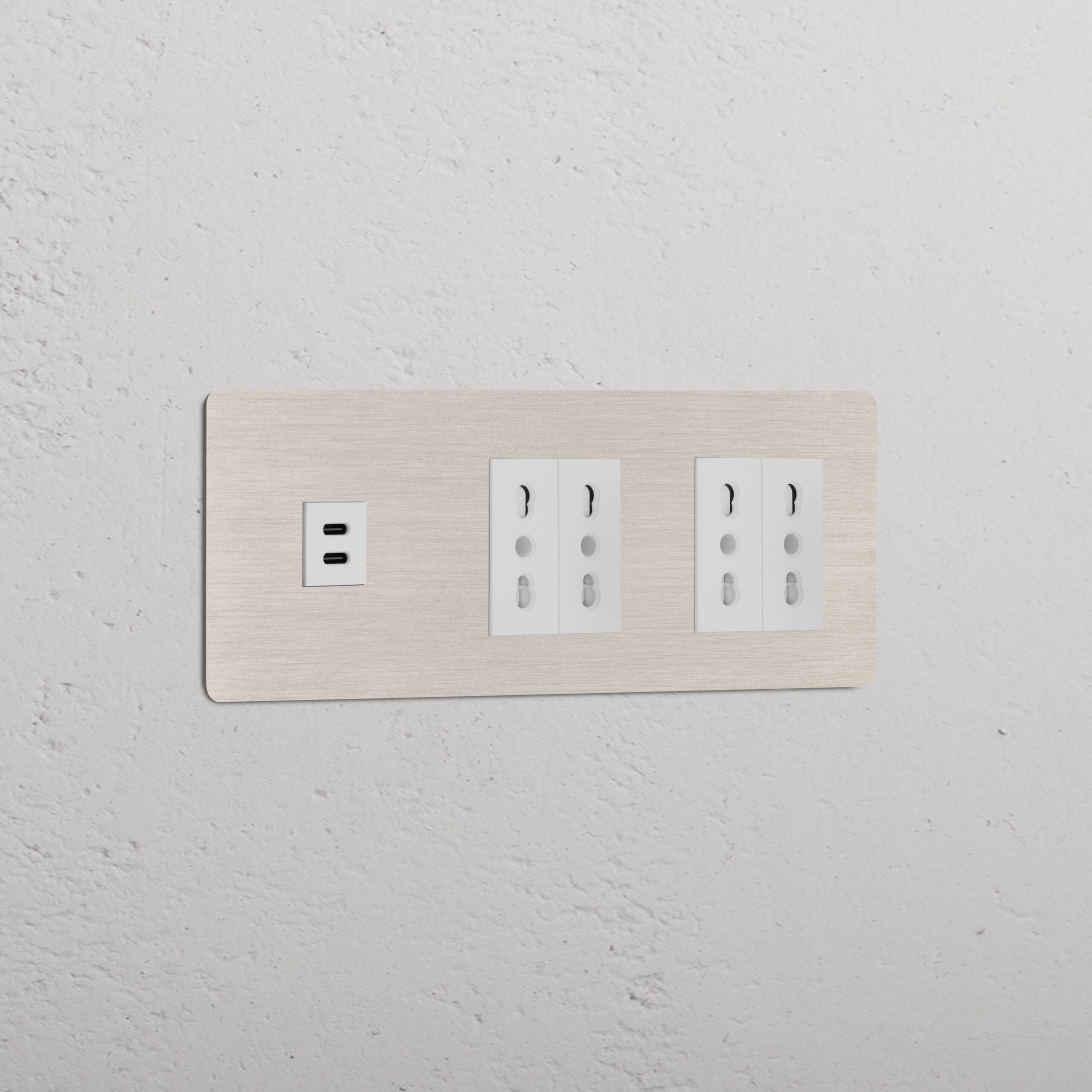 Kew Gniazdo USB-C 30 W i Bipasso x 4 w potrójnej ramce – Satynowy nikiel, Biały