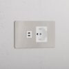 Grove 4-modułowe gniazdo USB-C 30 W i Schuko/Bipasso – Polerowany nikiel, Biały