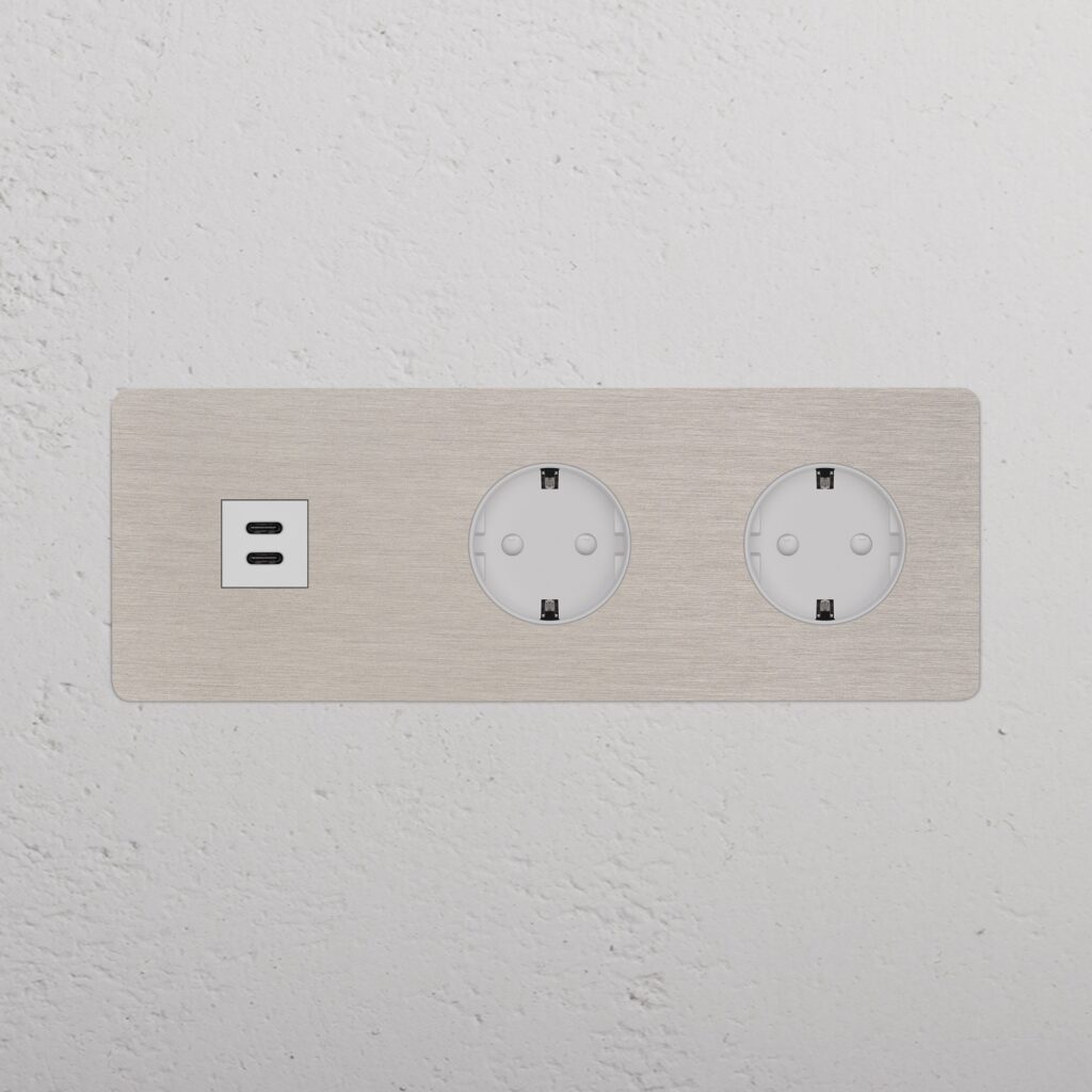 Kew Gniazdo USB-C 30 W i Schuko typu F x 2 w potrójnej ramce – Satynowy nikiel, Biały