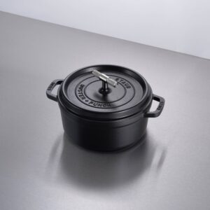 Garnek Cocotte Staub 3.7 L ze m radełkowanym uchwytem – Czarny