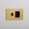 Grove 4-modułowe gniazdo USB-C 30 W i Schuko/Bipasso – Antyczny mosiądz, Czarny