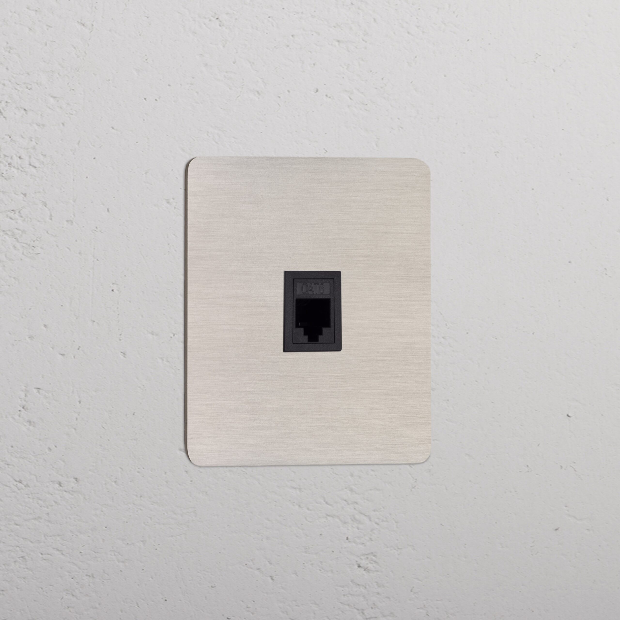 Kew Gniazdo RJ45 w pojedynczej ramce – Satynowy nikiel, Czarny