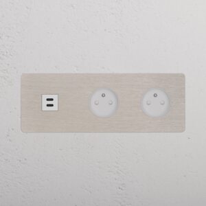 Kew Gniazdo USB-C 30 W i francusko/belgijskie typu E x 2 w potrójnej ramce – Satynowy nikiel, Biały
