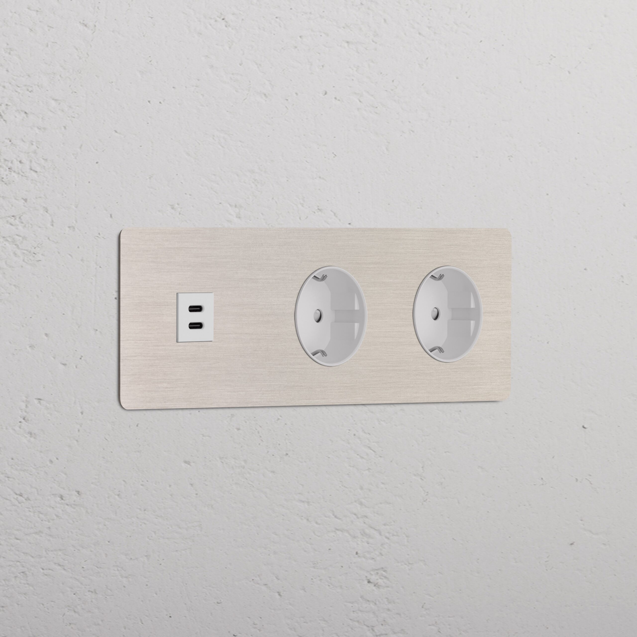 Kew Gniazdo USB-C 30 W i Schuko typu F x 2 w potrójnej ramce – Satynowy nikiel, Biały