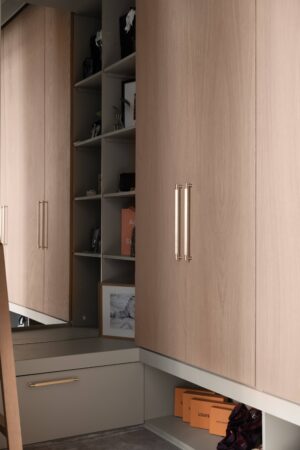 Uchwyt meblowy podłużny Pull Bar Linear 325 – Złoty