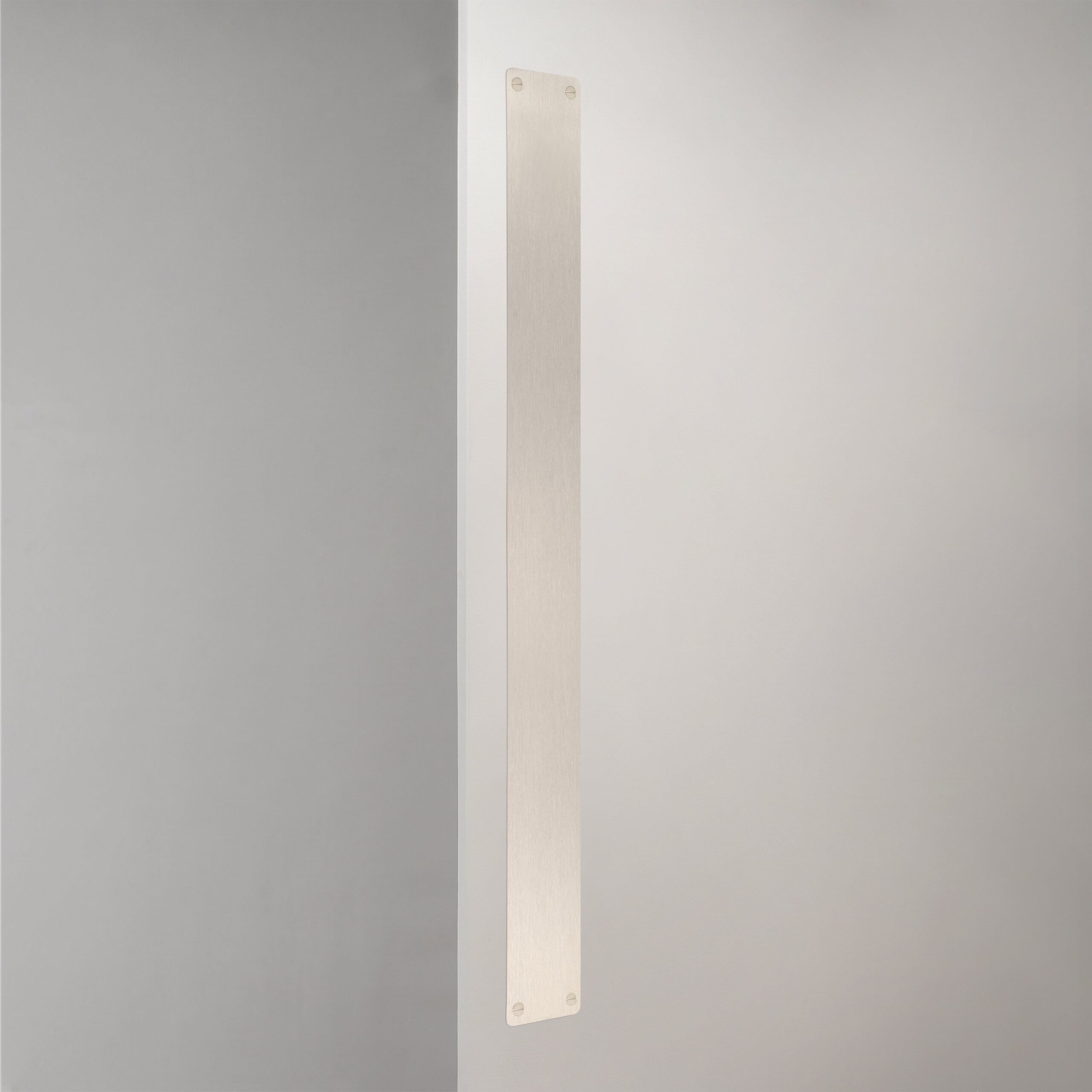Harper płyta dociskowa 580 mm – Satynowy nikiel