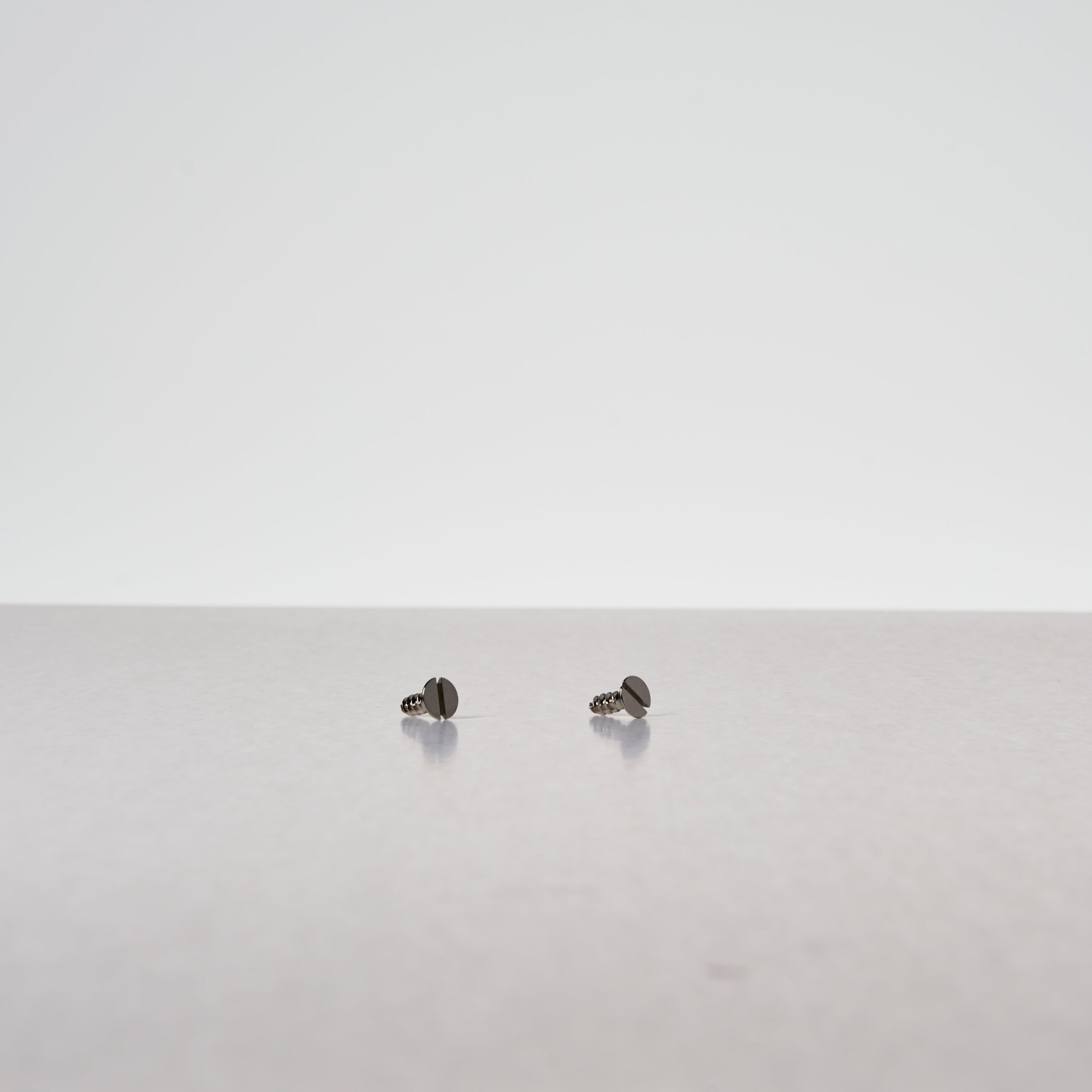 Wkręty samogwintujące 4,5 mm x 14 mm x 2 – Satynowy nikiel