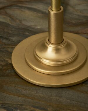 Cotswold mała lampa stołowa z ryflowanym szkłem – Antyczny mosiądz