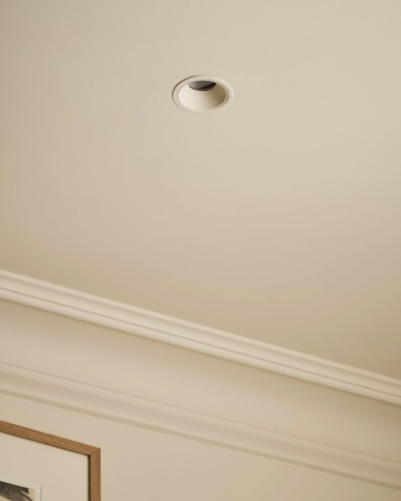 Buxton ognioodporna regulowana oprawa oświetleniowa typu downlight 50 mm – Do malowania