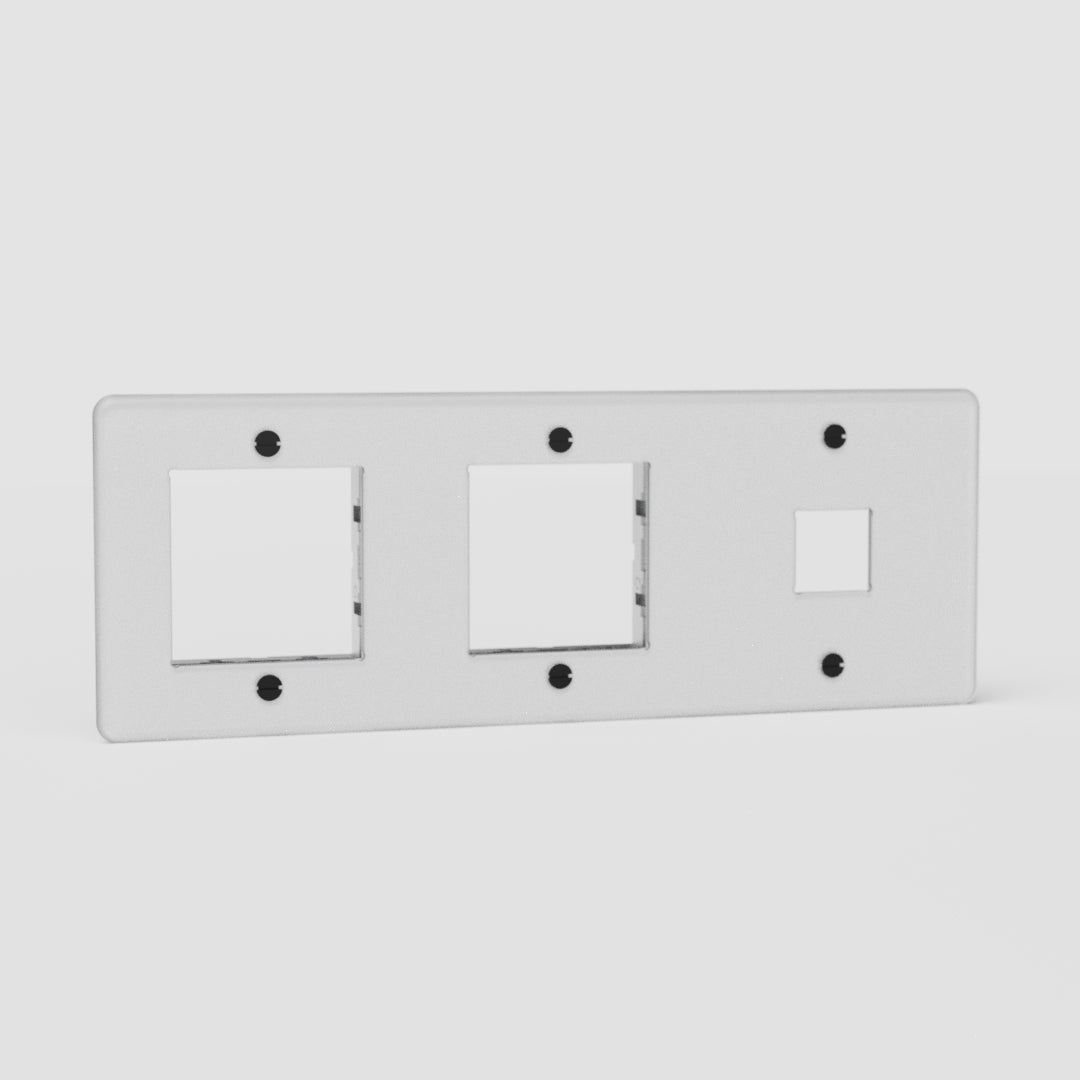 Kew Potrójna ramka modułowa na 1 x keystone oraz 2 x moduły 45 mm – Przezroczysty, Czarny