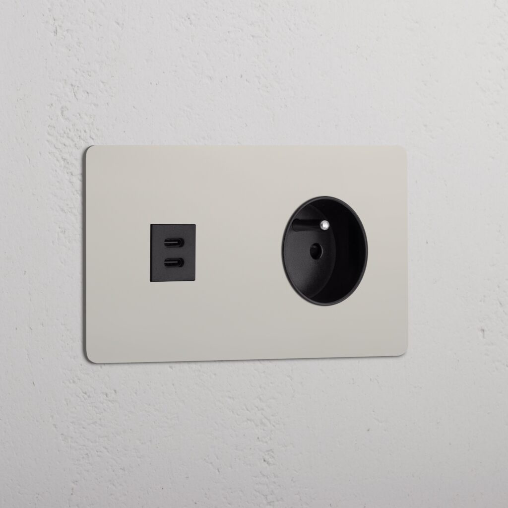 Kew Gniazdo USB-C 30 W i francusko/belgijskie typu E w podwójnej ramce – Polerowany nikiel, Czarny