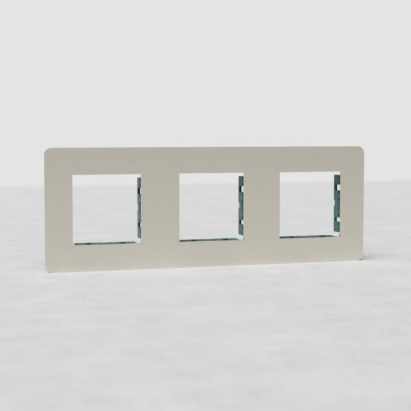 Grove Potrójna ramka modułowa na 3 x 45 mm moduły – Satynowy nikiel
