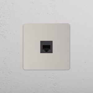 Grove Gniazdo RJ45 w pojedynczej ramce – Polerowany nikiel, Czarny