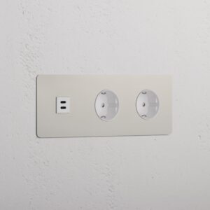 Kew Gniazdo USB-C 30 W i Schuko typu F x 2 w potrójnej ramce – Polerowany nikiel, Biały