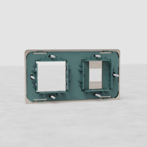 Grove Podwójna ramka modułowa na 1 x 45 mm moduł oraz 1 x keystone – Polerowany nikiel