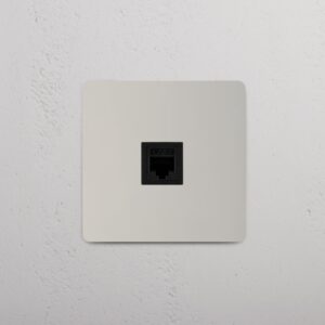 Kew Gniazdo RJ45 w pojedynczej ramce – Polerowany nikiel, Czarny