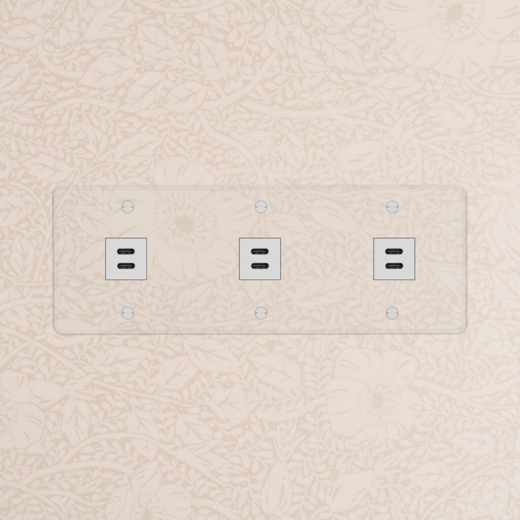 Kew Gniazdo USB-C 30 W x 3 w potrójnej ramce – Przezroczysty, Biały
