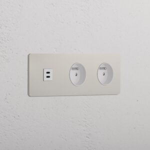 Grove Gniazdo USB-C 30 W i francusko/belgijskie typu E x 2 w potrójnej ramce – Polerowany nikiel, Biały