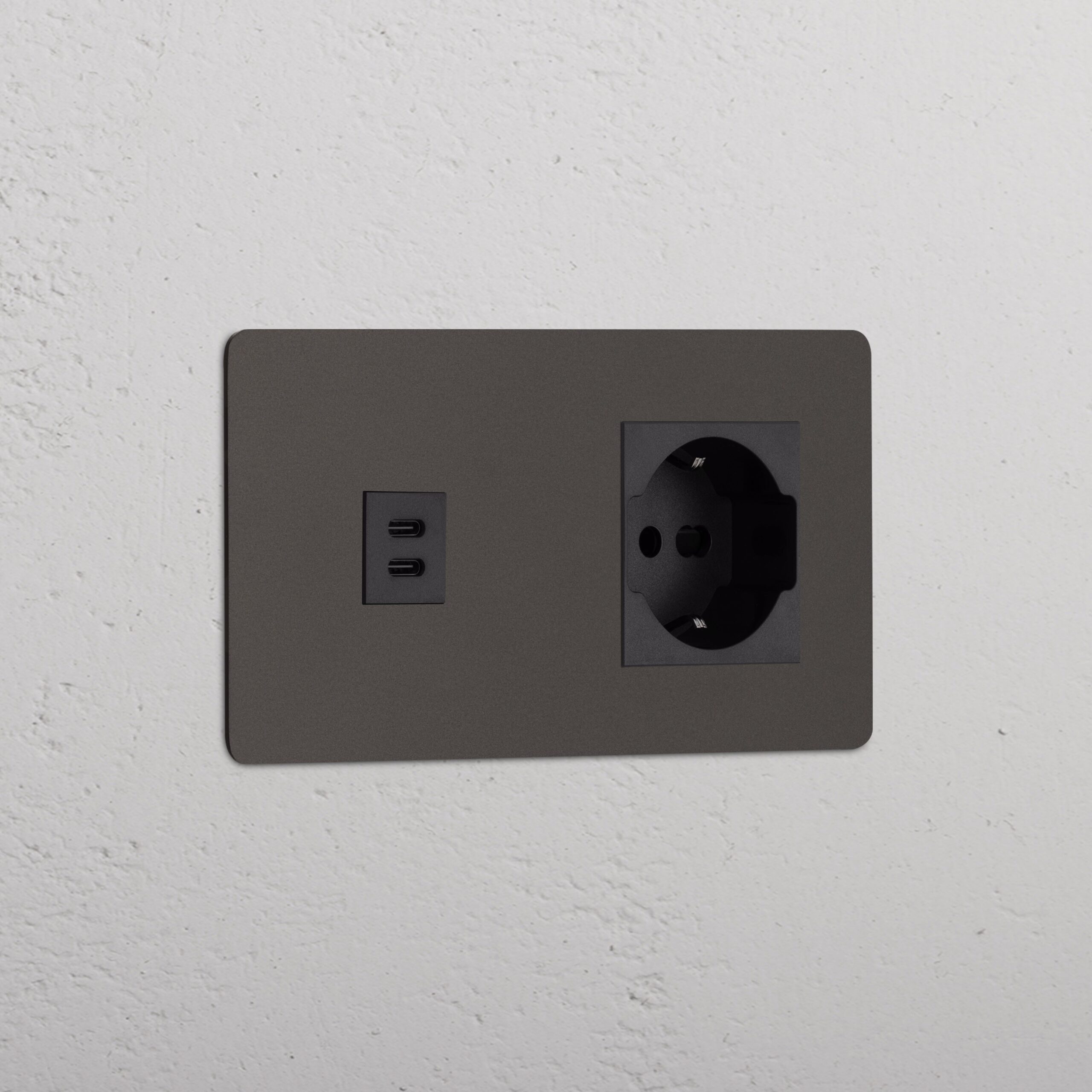 Kew Gniazdo USB-C 30 W i Schuko/Bipasso w podwójnej ramce – Brąz, Czarny